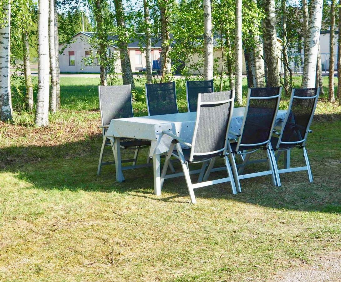 Orsastuguthyrning-Kyrkbyn Villa Bagian luar foto