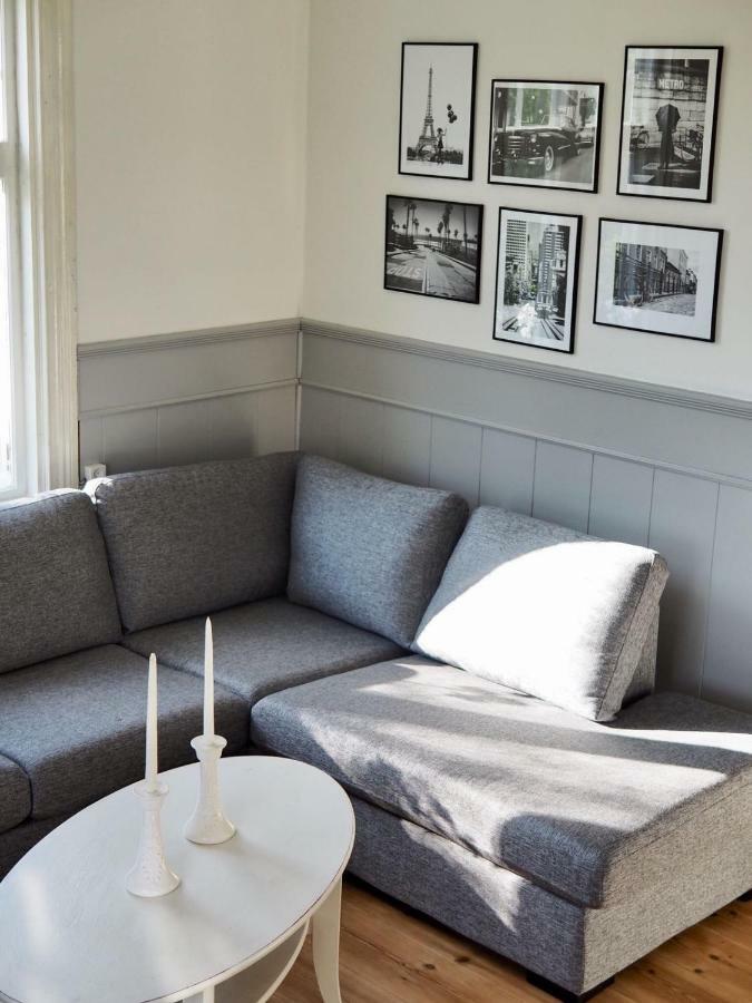 Orsastuguthyrning-Kyrkbyn Villa Bagian luar foto